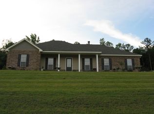 143 Woodhaven Ln, Wetumpka, AL 36093