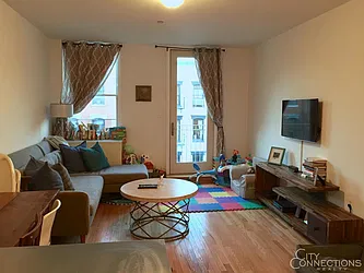 Rented by City Connections Realty