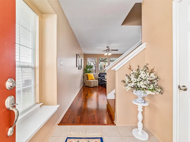 203 W Stedhill Loop — Photo 6