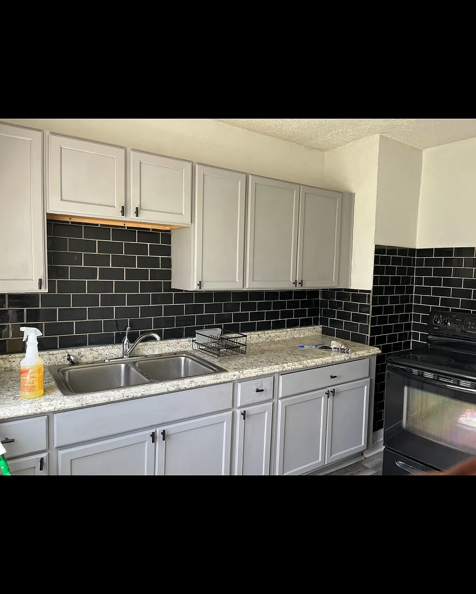 Building Photo - 15849 Indiana St #2