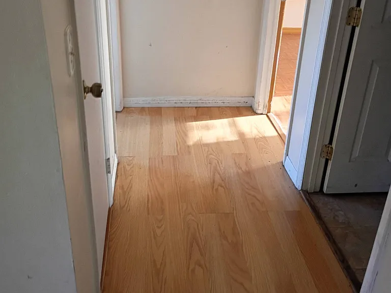 1711 N Croft Ave — Photo 11