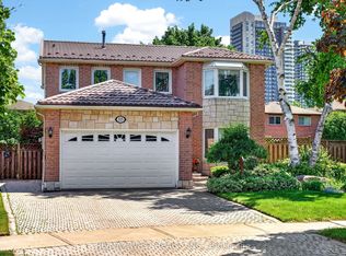 88 Palomino Dr, Mississauga, ON L4Z 3H8
