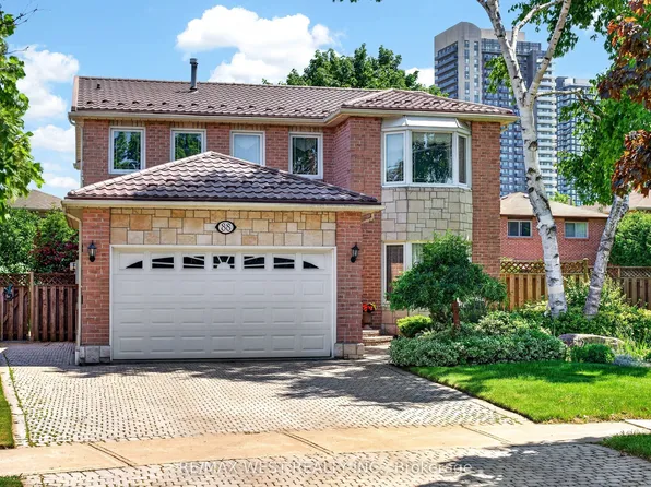 88 Palomino Dr, Mississauga, ON L4Z 3H8