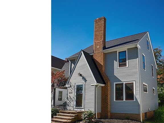 4th image of 2238 Eldred Ave