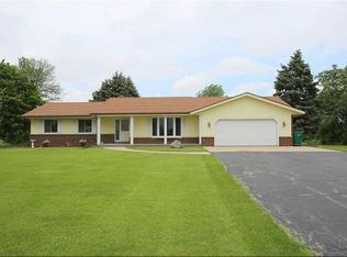14412 Braun Rd, Sturtevant, WI 53177