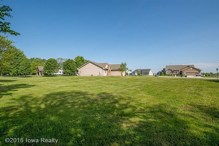 1st image of 2455 E Highview Dr