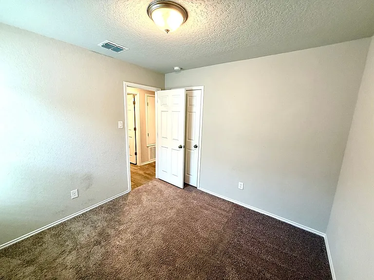 7614 Crestway Rdg — Photo 25