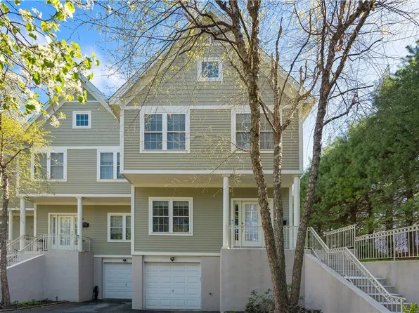 83 Kings Highway #9, New Rochelle, NY 10801