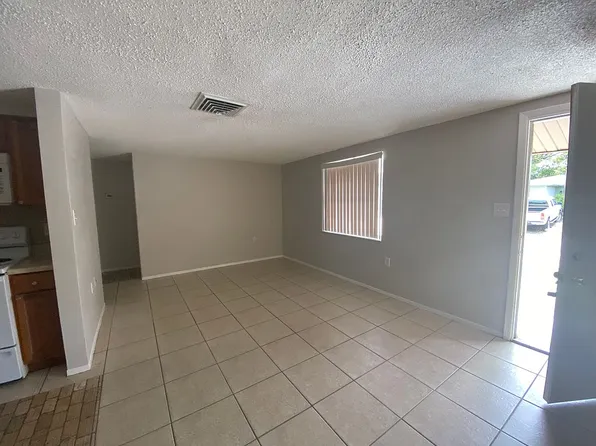 9101 Gray Fox Ln, Port Richey, FL 34668