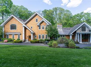 792 Sturges Rd, Fairfield, CT 06824