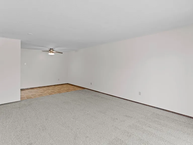 Parkridge Way Apartments — Photo 36