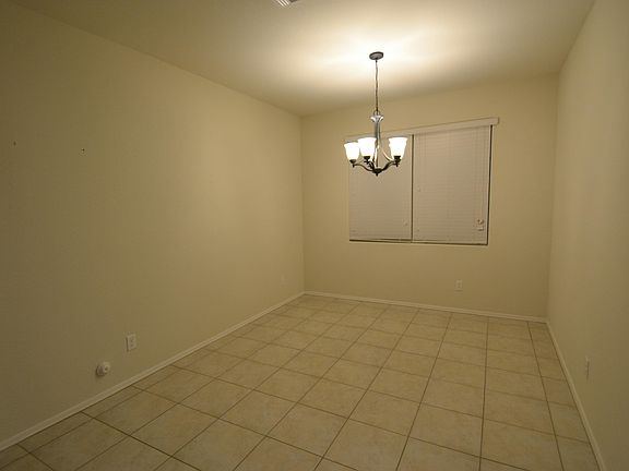 5th image of 41841 W Chatham Pl