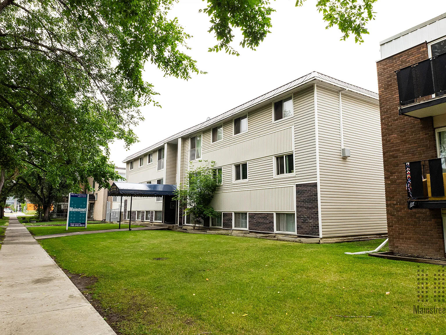 Allyn Arms Apartments — Photo 3