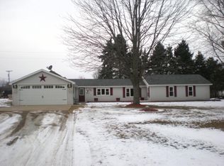 50 Lamoria Dr, Sandusky, MI 48471