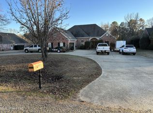 120 Poplar Ridge Dr, Brandon, MS 39047
