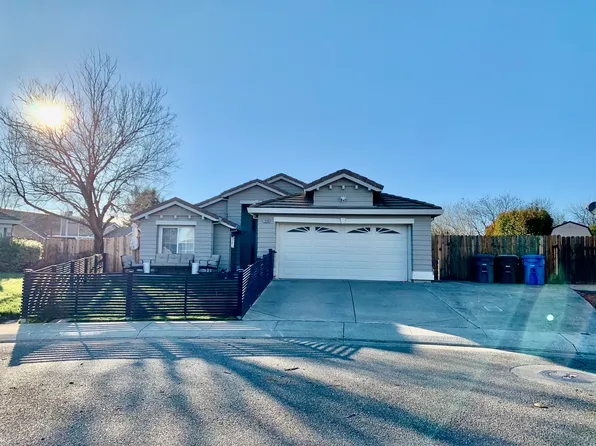 1800 Marenda Dr, Dixon, CA 95620