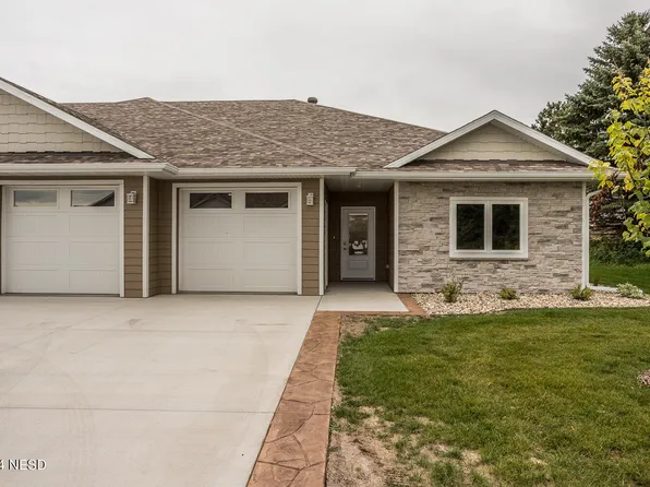 2112 2nd Ave SE #8, Watertown, SD 57201