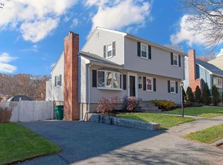 272 Den Quarry Rd, Lynn, MA 01904