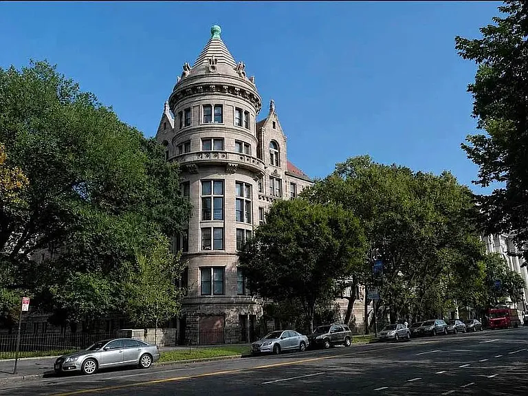 101 W 77th St #2D — Photo 6