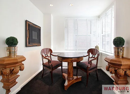 Sold by Warburg | media 13