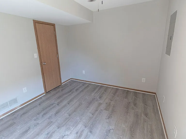 1505-1507 Bodie Dr — Photo 10