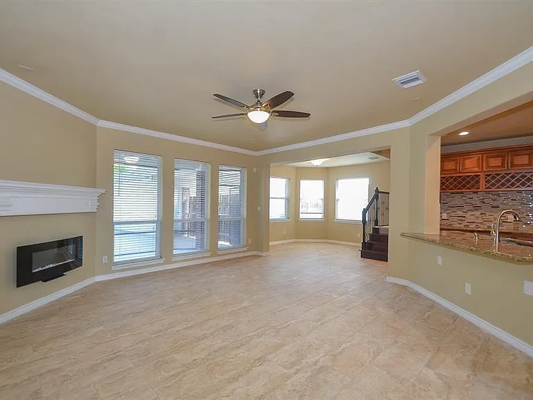 5503 Langhorne Ct — Photo 6
