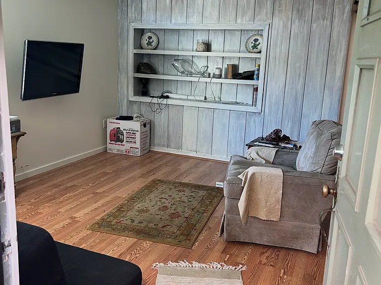 4 Jessup St #D — Photo 4