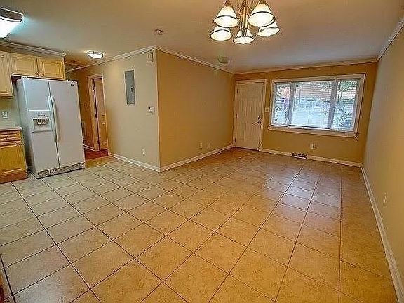 3rd image of 221 Howell St Unit 200B-2
