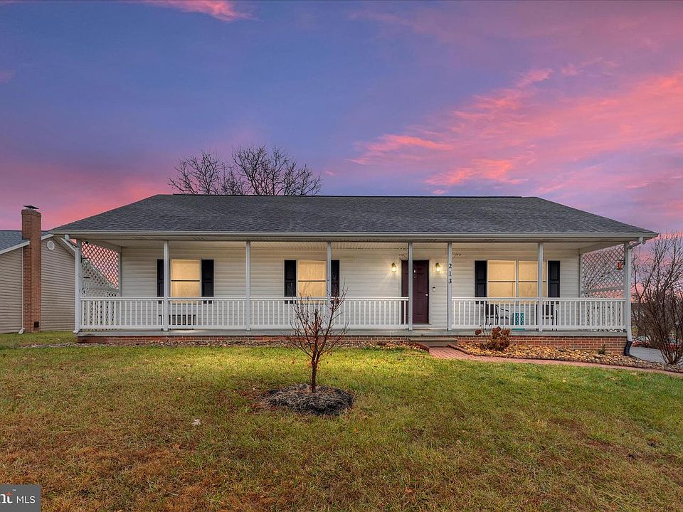 1st image of 213 Tanager Dr