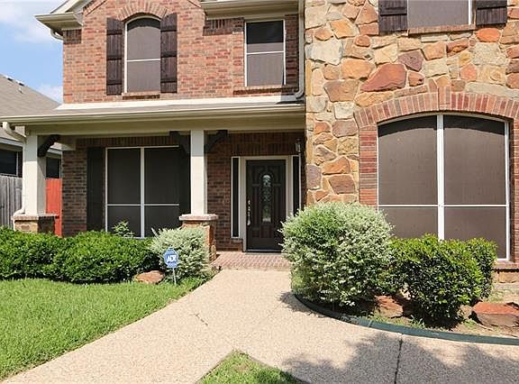 2nd image of 8121 Geranium Ln
