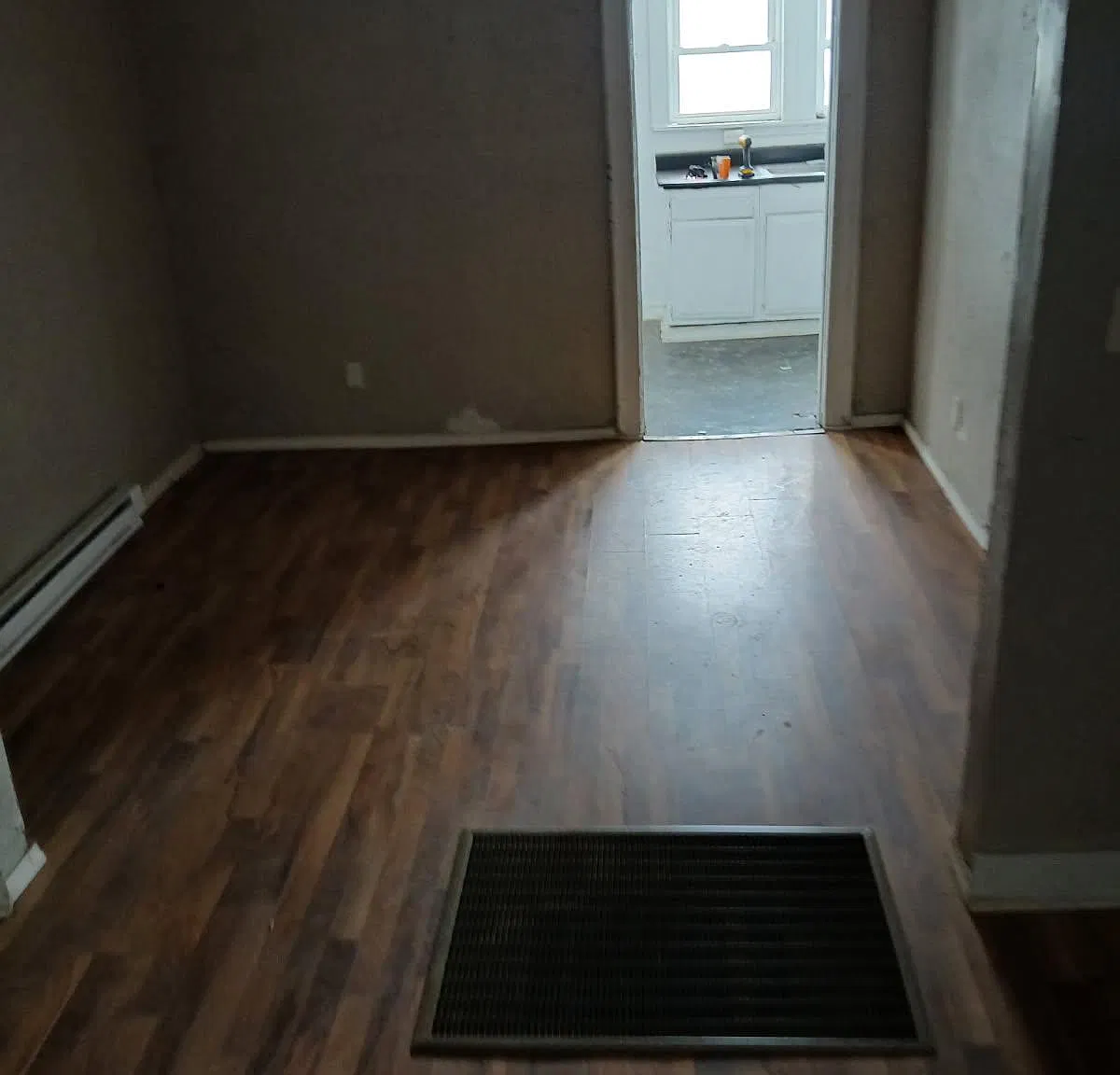 2 bed, $750 — Photo 1