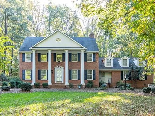 417 Lynderhill Ln, Matthews, NC 28105