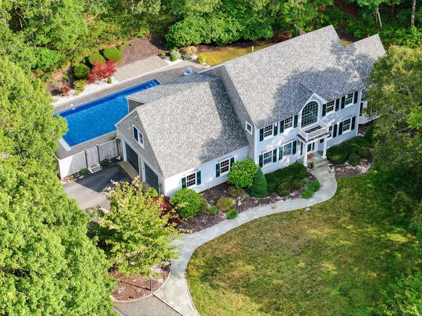 115 Brentwood Lane, Barnstable, MA 02630