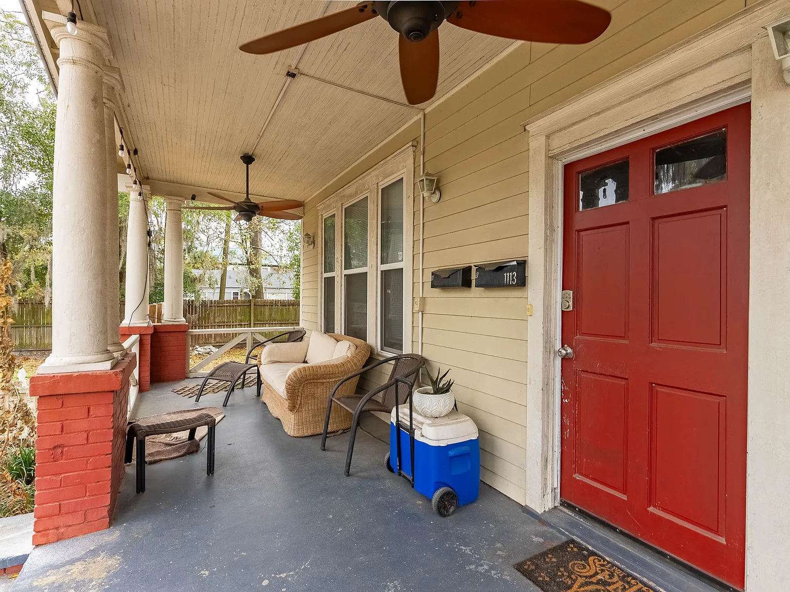 1113 E Park Ave — Photo 3