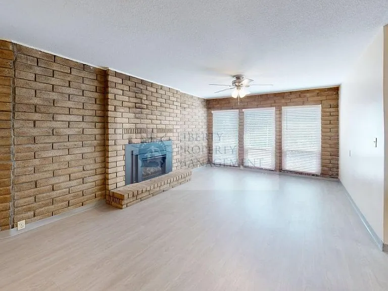 3349 Dakota Ave — Photo 3