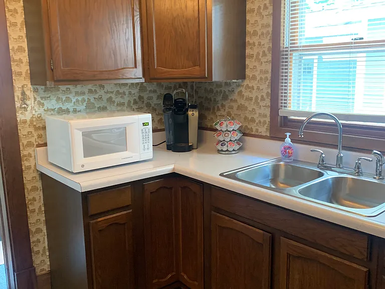 430 N Forest Pl — Photo 4