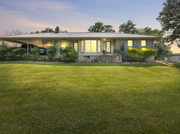 1486 Lois Ridge Rd, Lynchburg, TN 37352