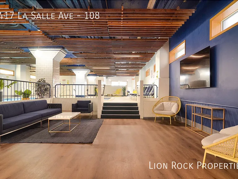 1417 La Salle Ave #108 — Photo 9