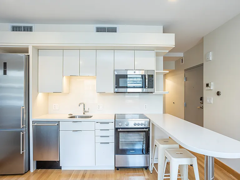 115 Mt Auburn St. — Photo 21