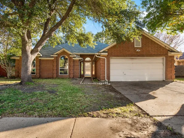 815 Ponds Way, Cedar Hill, TX 75104