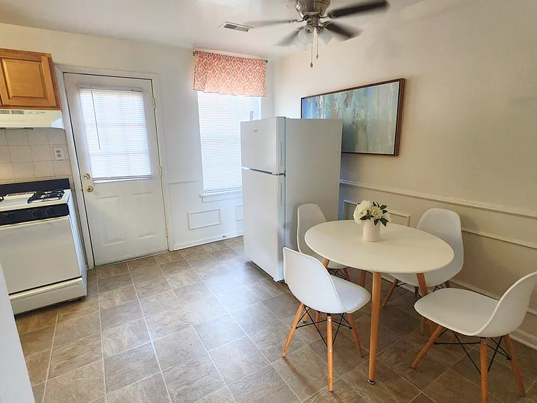 Morningside Apartments — Photo 7