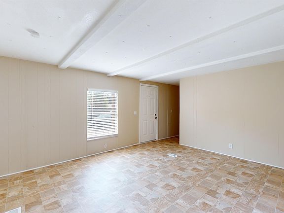 4th image of 8472 Preston North Dr