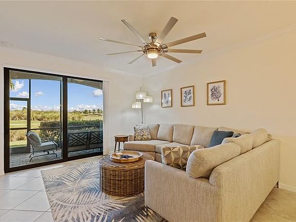 3rd image of 5558 Palmer Cir #102