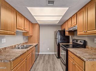 3810 N Maryvale Pkwy APT 2053, Phoenix, AZ 85031