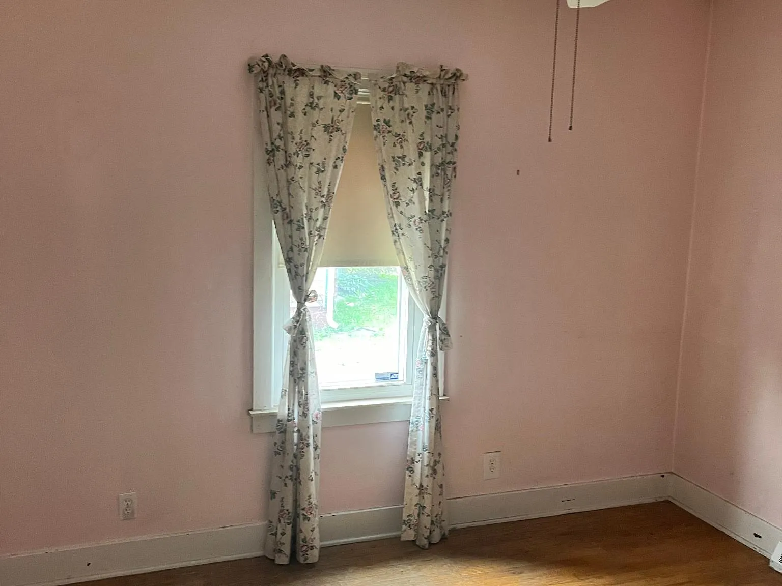 147 Charles St — Photo 1