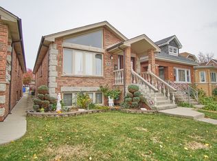 3131 N Newcastle Ave, Chicago, IL