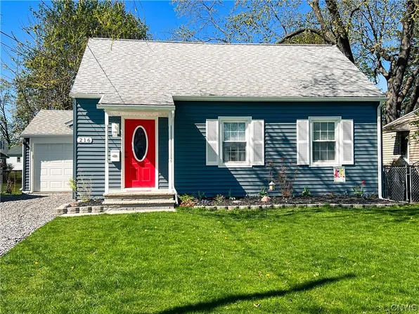 216 W Molloy Rd, Syracuse, NY 13211