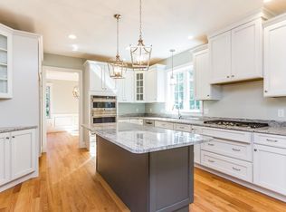 6 Brownloaf Rd, Groton, MA 01450