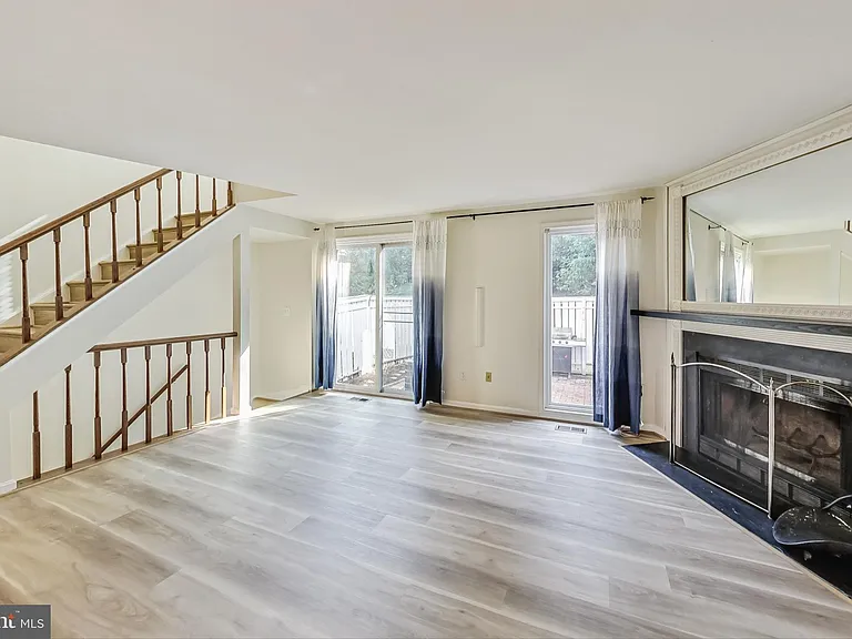 11924 Redtree Way — Photo 7