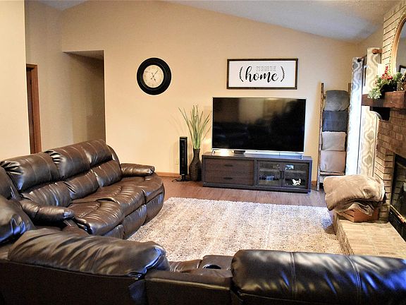 4th image of 5121 Heritage Dr